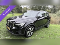 Volvo XC40 - T4 Aut. Camera Trekhaak Nav Leder PLUG-IN HYBRID Leder en Trekhaak kantelbaar