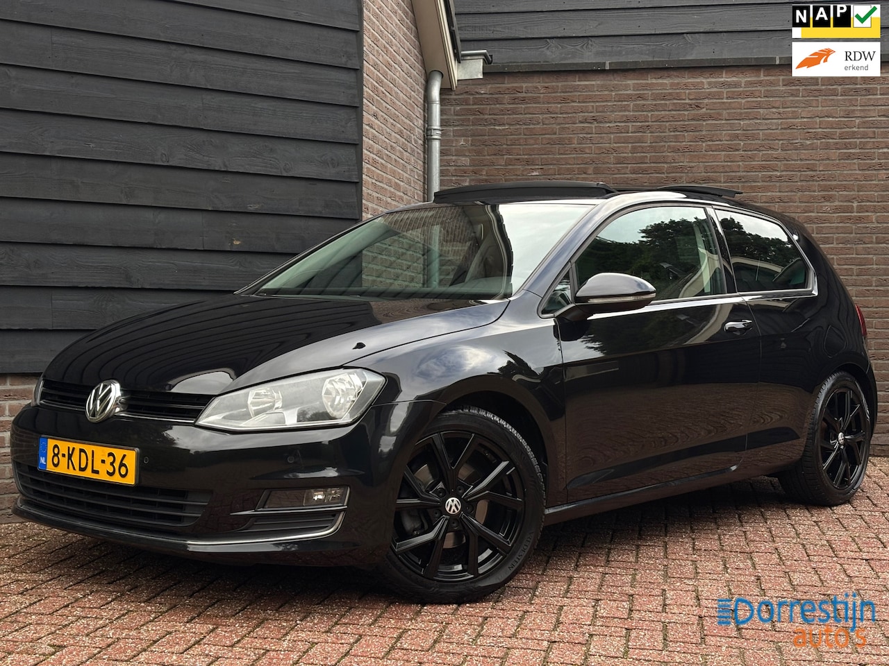 Volkswagen Golf - 1.4 TSI Highline | Automaat | Panorama | Trekhaak | PDC | Cruise - AutoWereld.nl