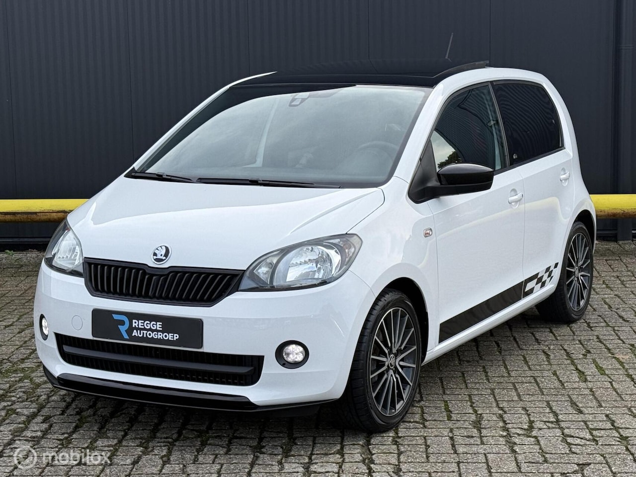 Skoda Citigo - 1.0 Monte Carlo PANORAMADAK | TOPSTAAT | PDC - AutoWereld.nl