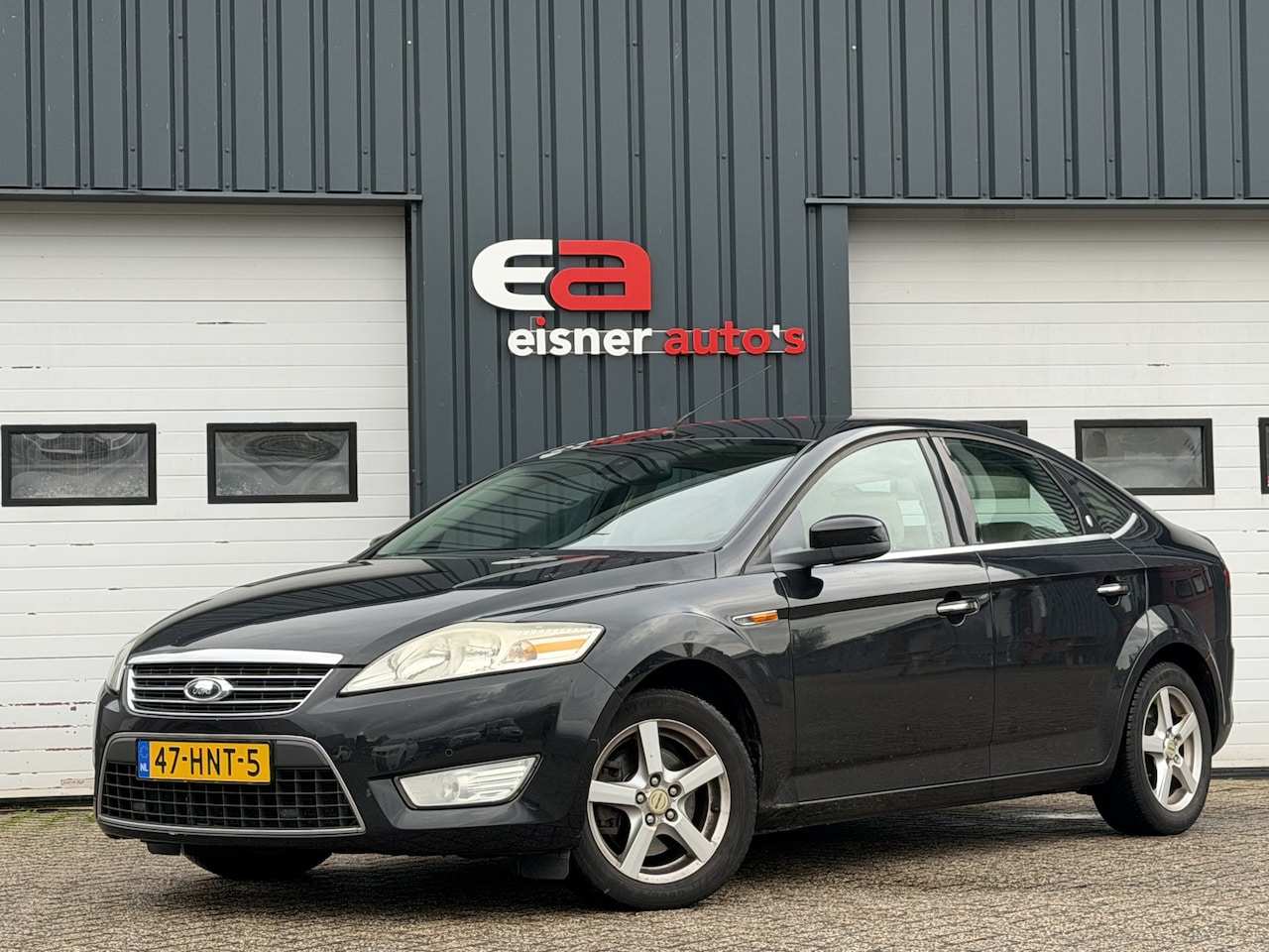 Ford Mondeo - 2.0-16V Ghia | LEDER | TREKHAAK | - AutoWereld.nl