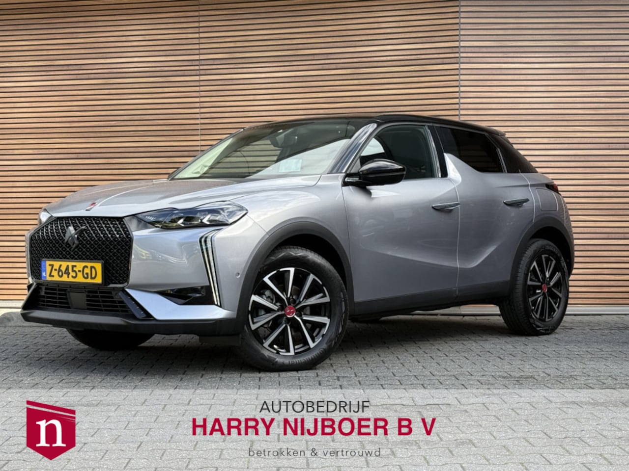 DS 3 - 1.2 PureTech Performance Line Navigatie / keyless / Camera 360 - AutoWereld.nl