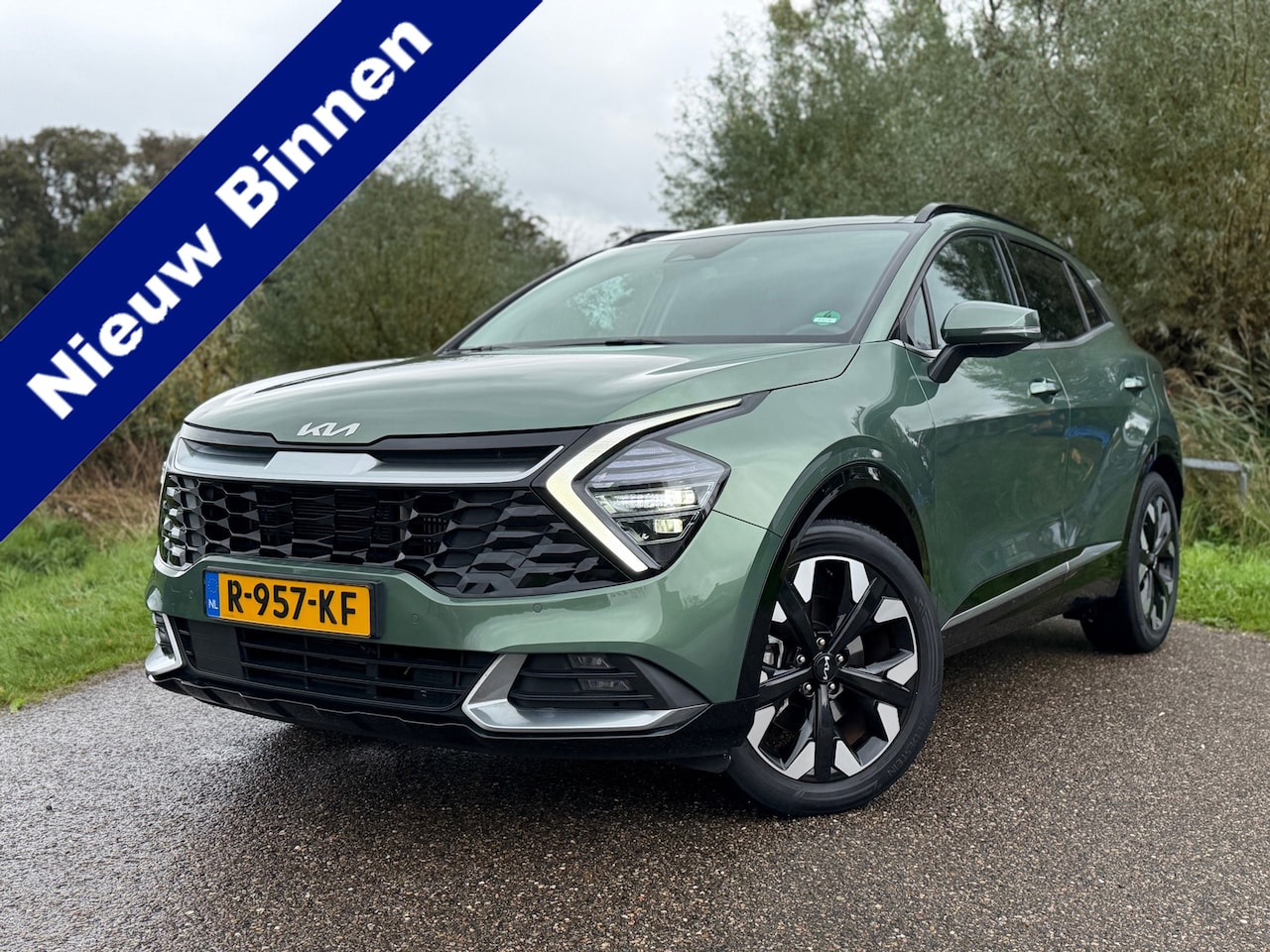 Kia Sportage - 1.6 T-GDi Plug-in Hybrid AWD DynamicPlusLine / Panoramadak / Airco / Navi / Camera / Apple - AutoWereld.nl