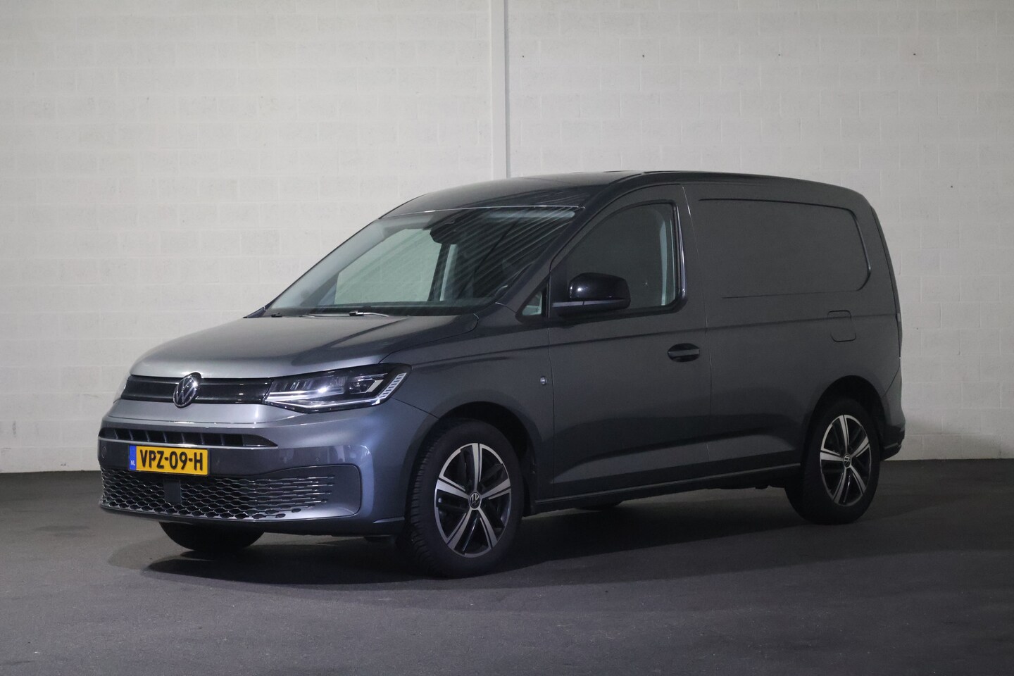 Volkswagen Caddy Cargo - 2.0 TDI Automaat 75 Edition - AutoWereld.nl