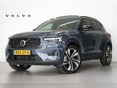 Volvo XC40 - B4 197PK Plus Dark | 360 | Pixel Led | Trekhaak | Panoramadak | Getint Glas