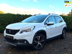 Peugeot 2008 - 1.2 PureTech Allure Trekhaak/achteruitrijcamera/Navi/lm velgen