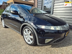 Honda Civic - 1.8 Executive
