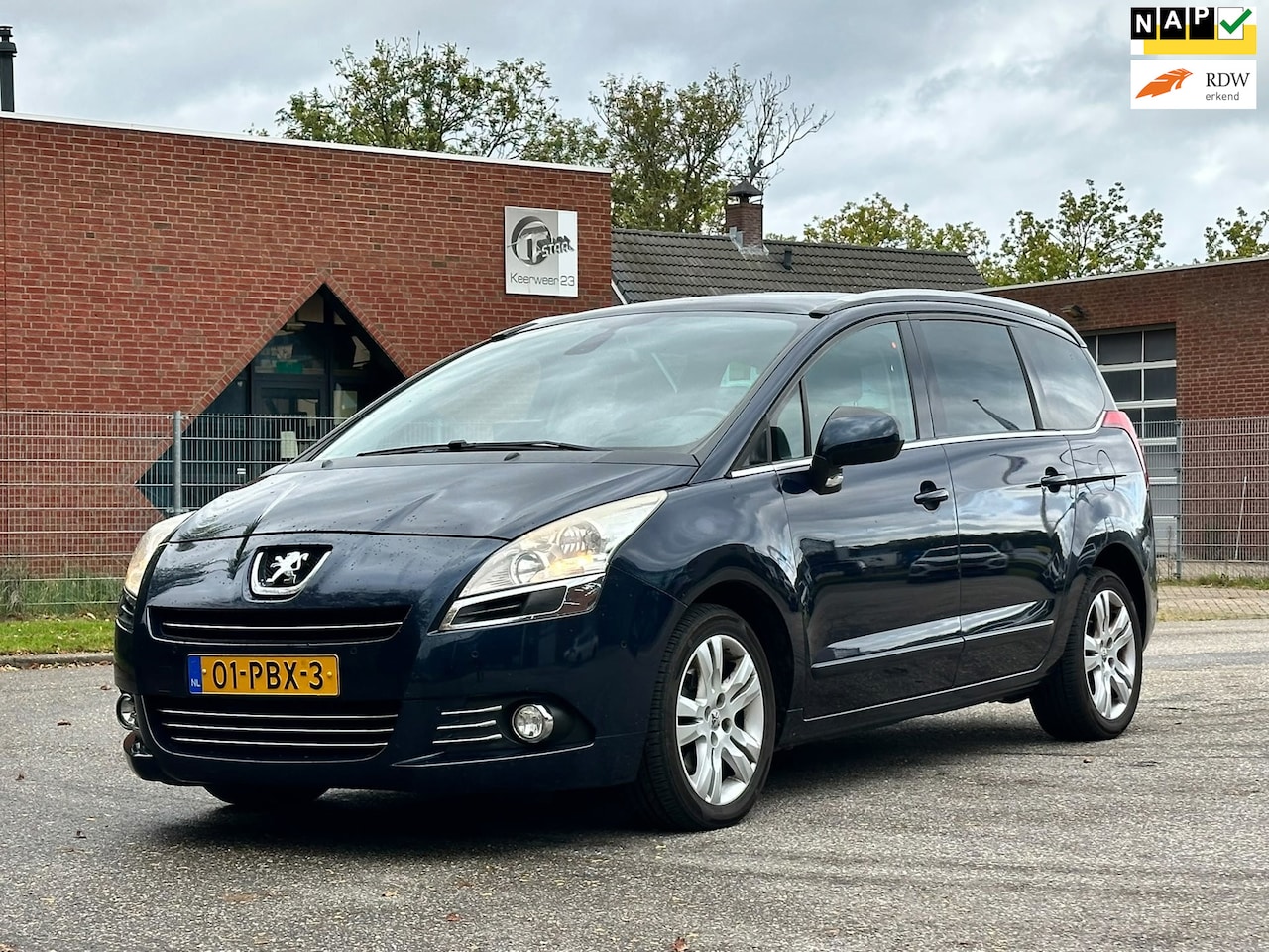 Peugeot 5008 - 1.6 THP GT 5p. Automaat*Navigatie*Pano*Cruise*Clima*Trekhaak*NAP*LM velgen*Parkeersensoren - AutoWereld.nl