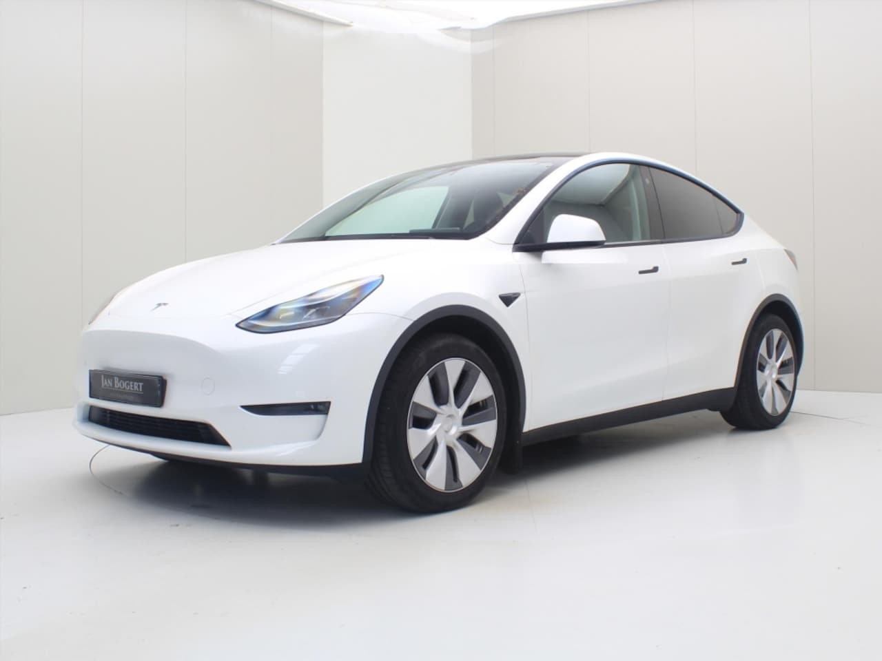 Tesla Model Y - Long Range 345pk AWD - AutoWereld.nl