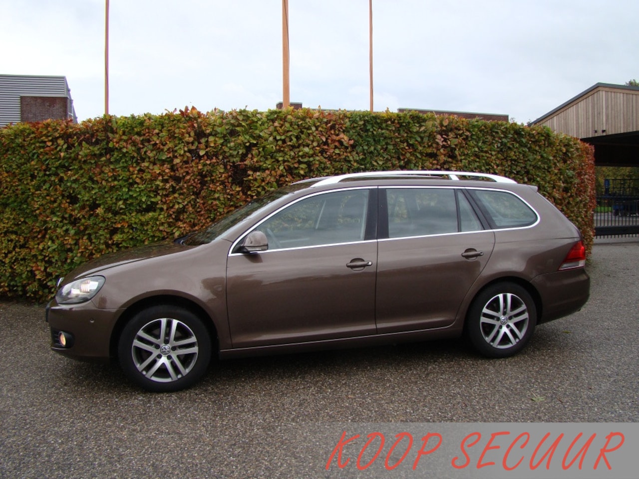 Volkswagen Golf Variant - 1.2 TSI Highl. Bl.M - AutoWereld.nl