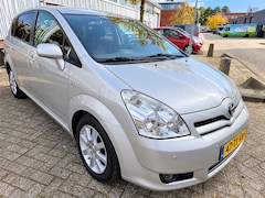 Toyota Verso - 1.8 VVT-i Dynamic 7p. Automaat PDC 16'LMV AIRCO