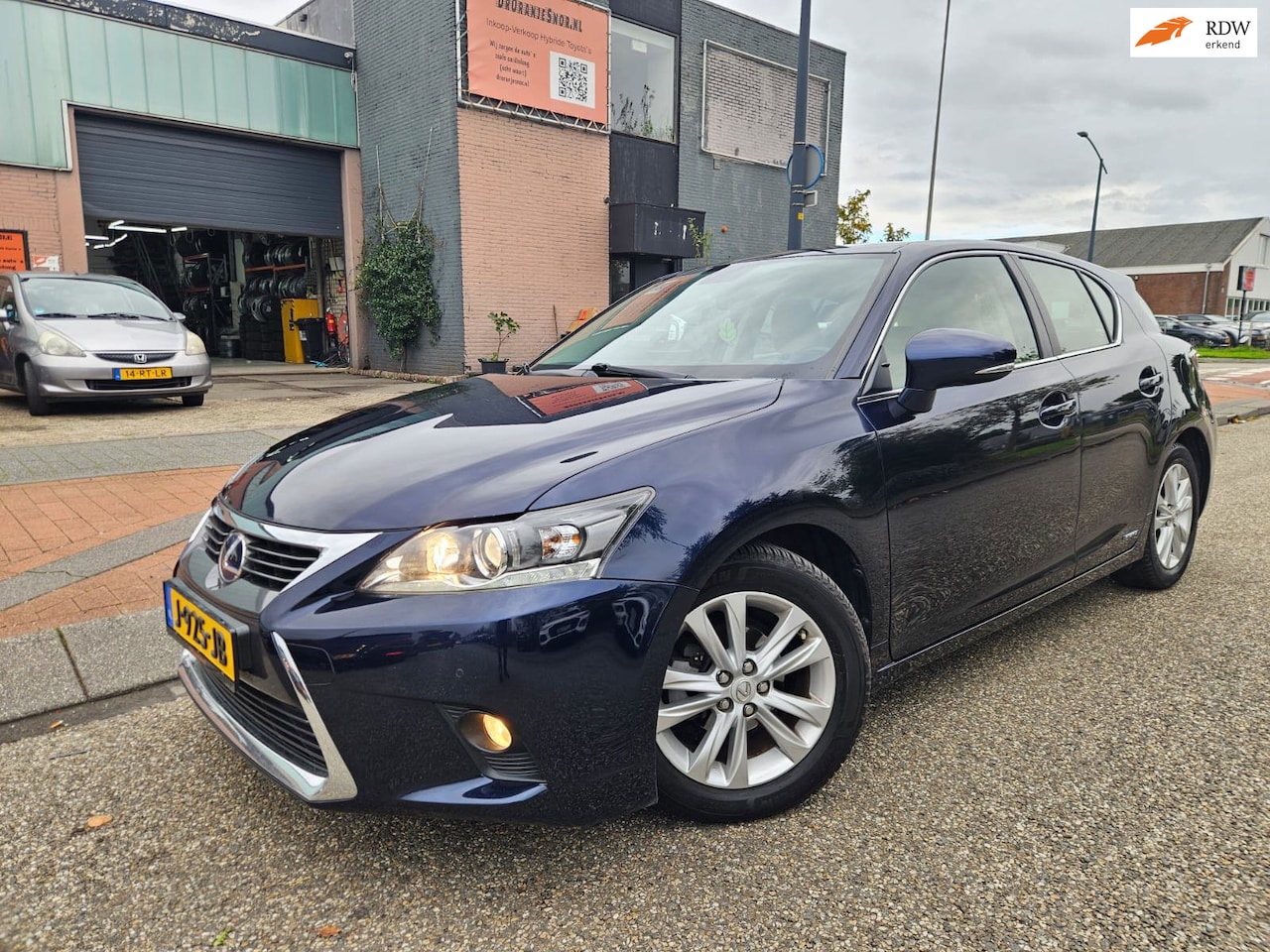 Lexus CT 200h - F Sport Line GARANTIE - AutoWereld.nl