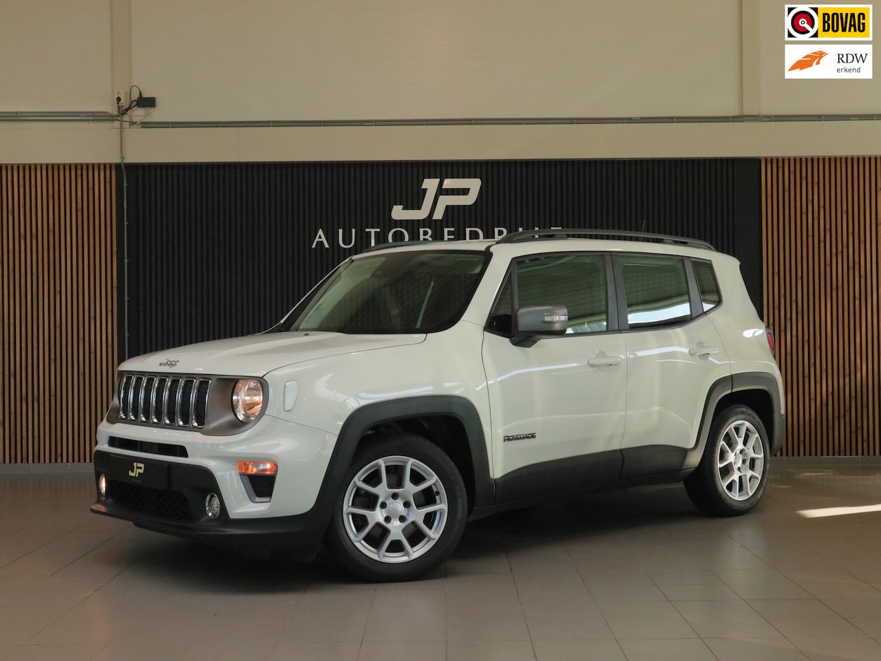Jeep Renegade - 1.3T DDCT Limited | AUTOMAAT | CARPLAY | STOELVERWARMING | ADAPTIVE CRUISE | CLIMATE CONTR - AutoWereld.nl