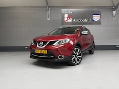 Nissan Qashqai - 1.2 TEKNA/PANO/LEER/DODE HOEK/TREKH/360 CAM/ENZ