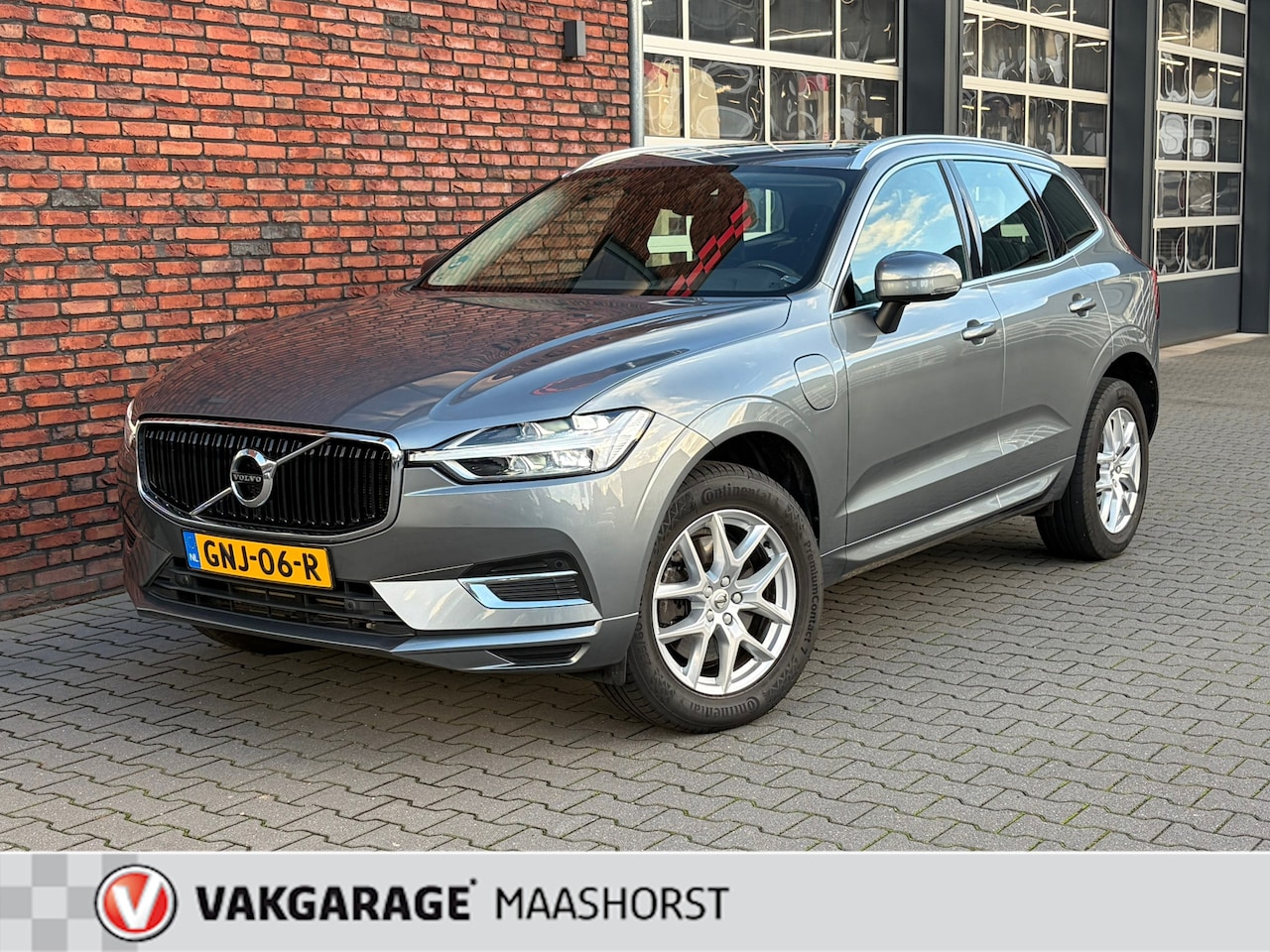 Volvo XC60 - 2.0 Recharge T8 AWD Business Pro AchteruitrijCam./Adapt.Cruise/LED/PDC/Clima/Pano/Trekhaak - AutoWereld.nl