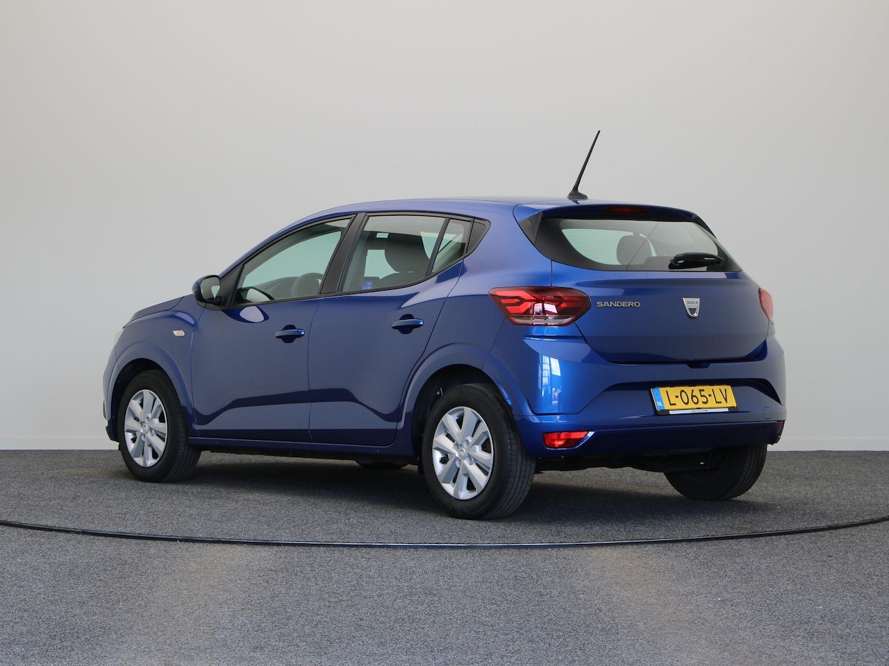 Dacia Sandero - 1.0 TCe 90 Comfort | Cruise Control | Airco | Lichtmetalen Velgen | - AutoWereld.nl
