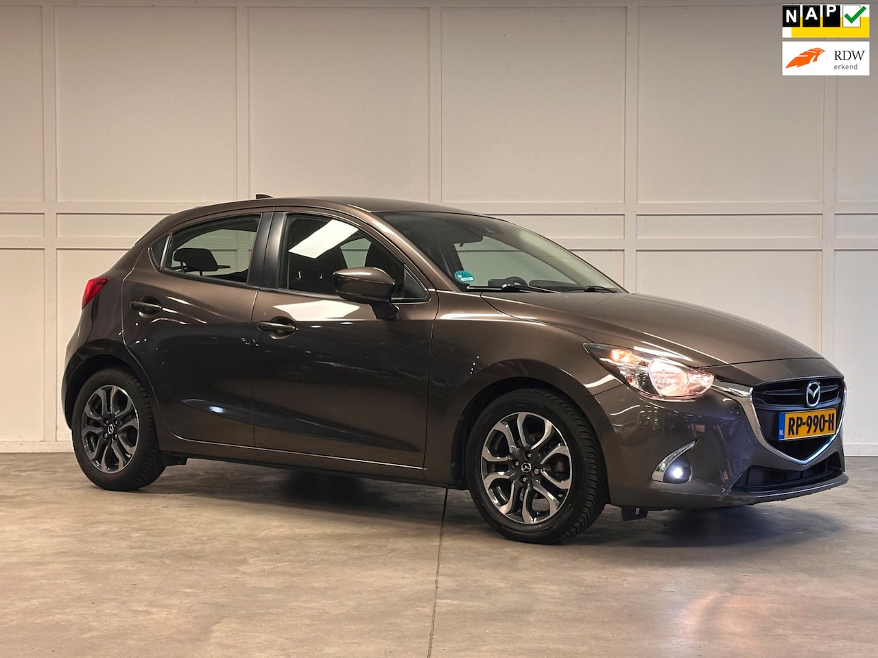 Mazda 2 - 1.5 Skyactiv-G Dynamic+ / 2018 / Cruise / Navi - AutoWereld.nl