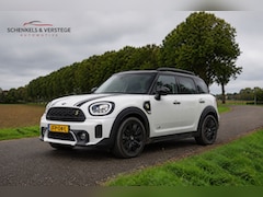 MINI Countryman - 1.5 Cooper S E ALL4 Chili / Hybrid / Facelift / Black Pack / Stoelverwarming / Comfort sto