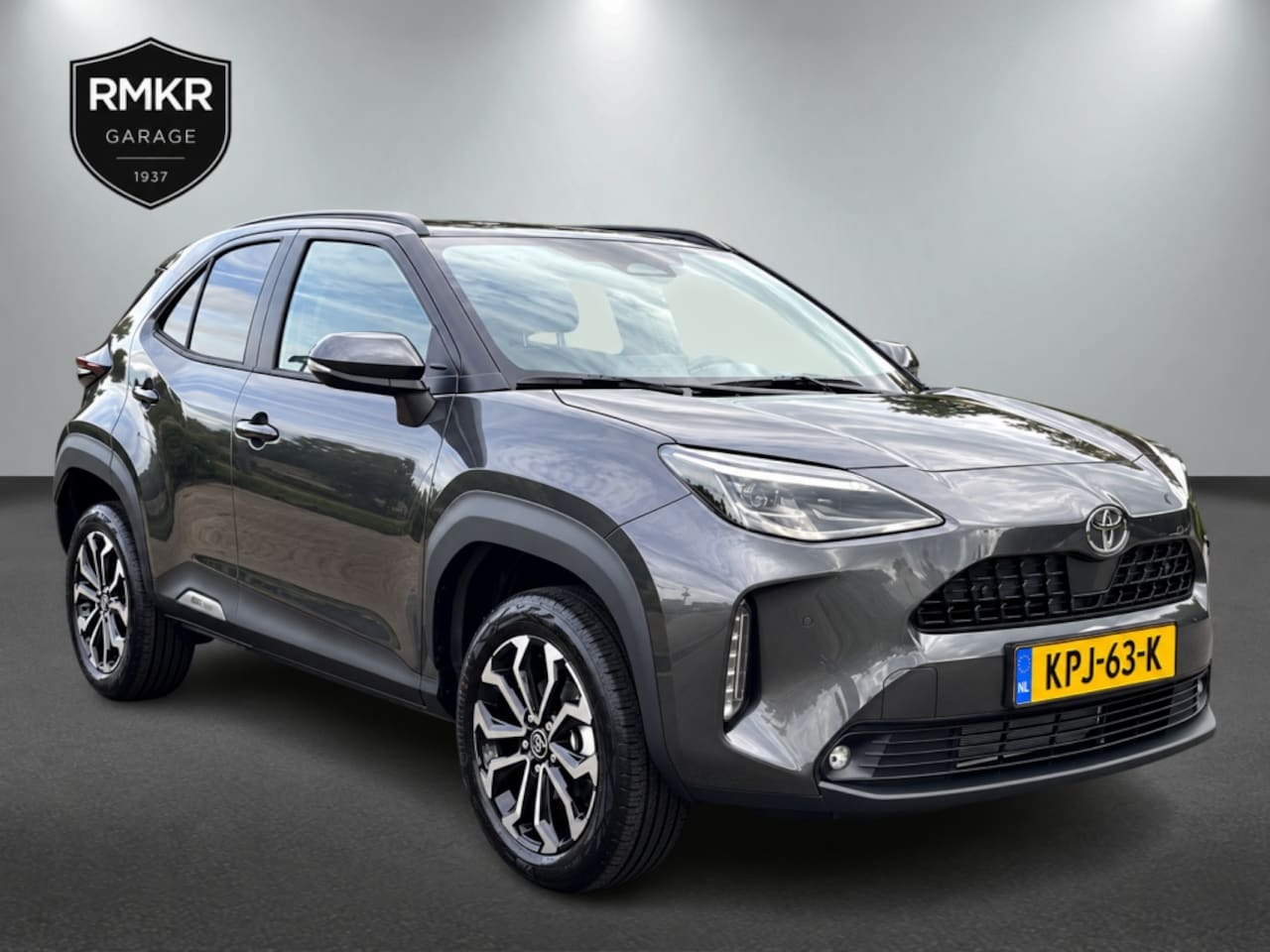 Toyota Yaris Cross - 1.5 Hybride 130 pk Black Edition, Safety + Winter pakket. - AutoWereld.nl