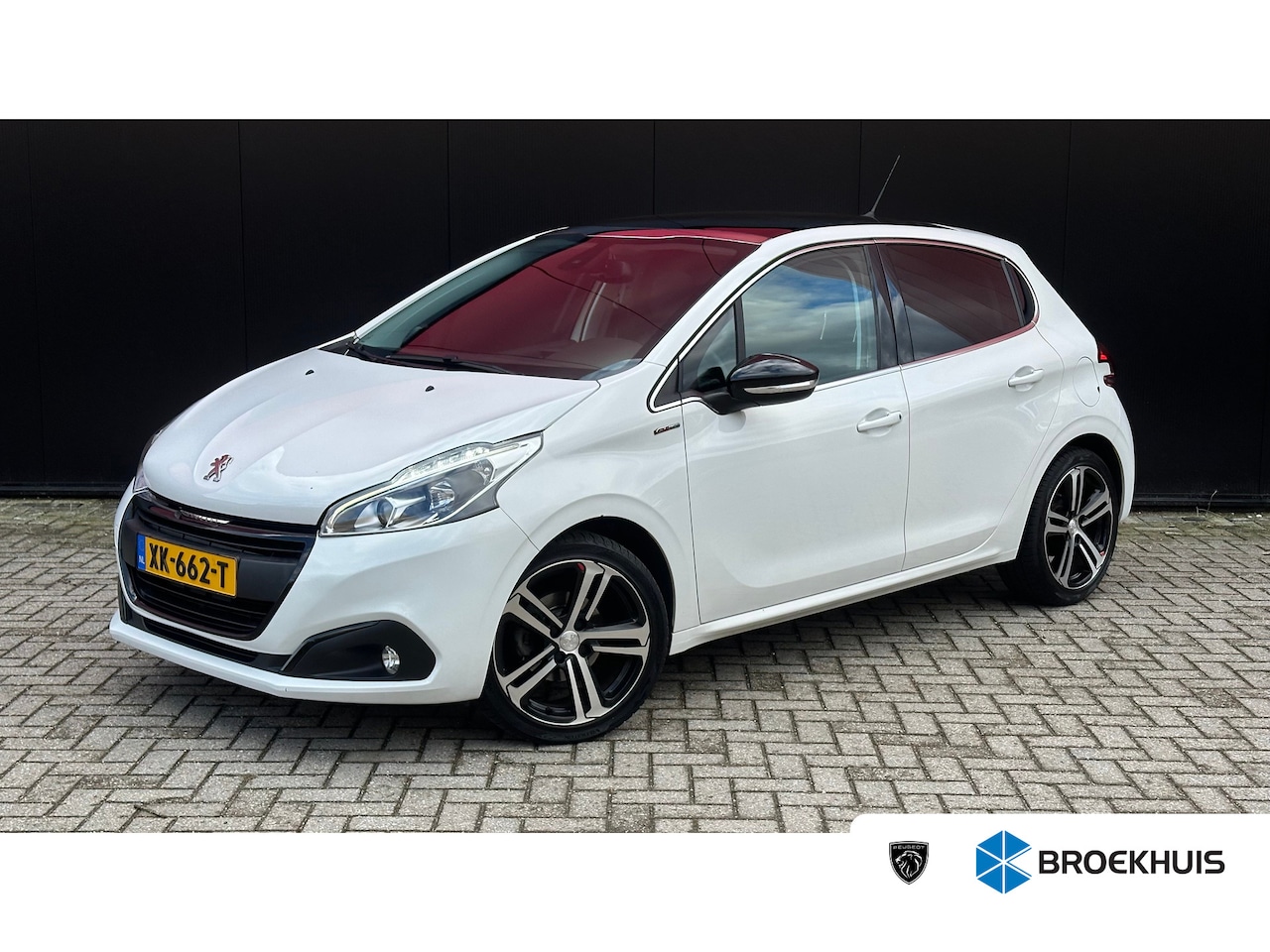 Peugeot 208 - 1.2 PureTech GT-Line | Cruise Control | Panoramadak | Climate Control | Achteruitrij Camer - AutoWereld.nl