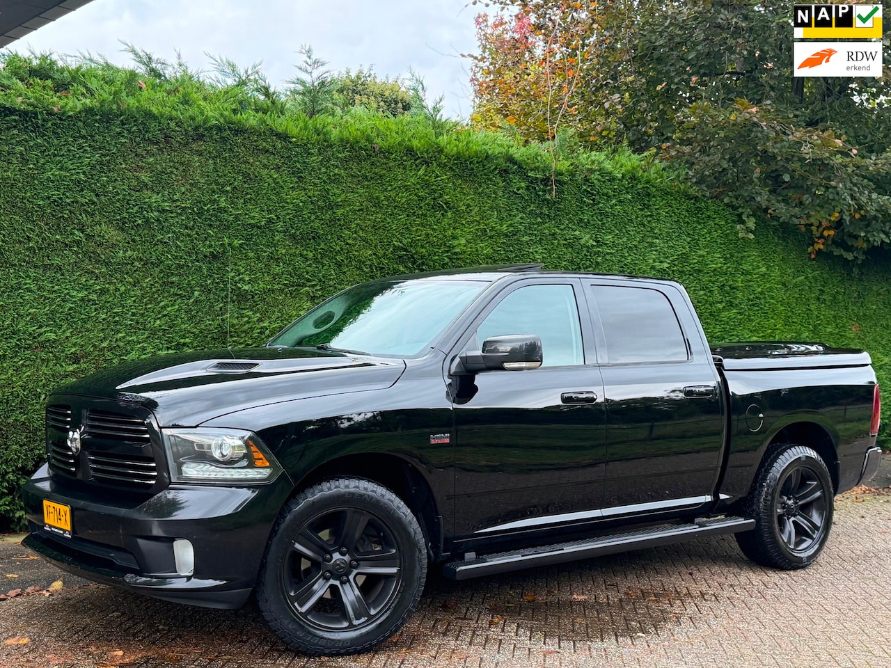 Dodge Ram 1500 - 5.7 V8 4x4 Quad Cab 6'4 LPG-G3/APK 12-2027!!! - AutoWereld.nl