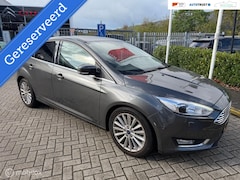 Ford Focus - 125pk Titanium|RIJKLAAR|XENON|PDC|RIEM VV|CRUISE