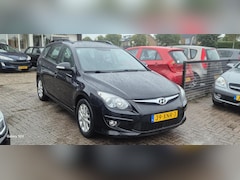Hyundai i30 CW - 1.4i i-Motion