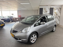 Honda Jazz - 1.4 Comfort 1e Eigenaar, Apk Nieuw, Clima, N.A.P, Lm velgen, E-Ramen+Spiegels, Trekhaak, 2