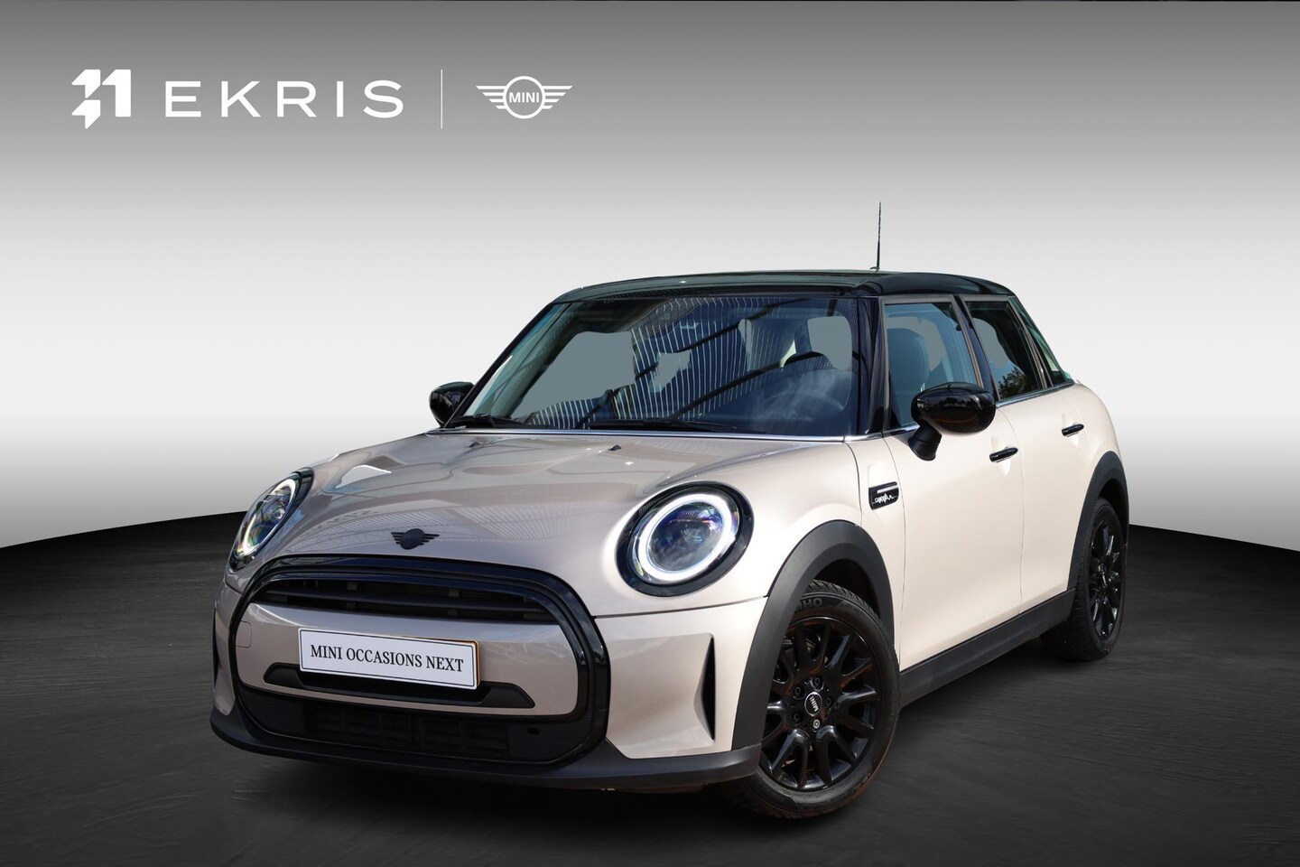 MINI 5-Deurs - Cooper | Comfort Access | Cruise Control | Stoelverwarming - AutoWereld.nl