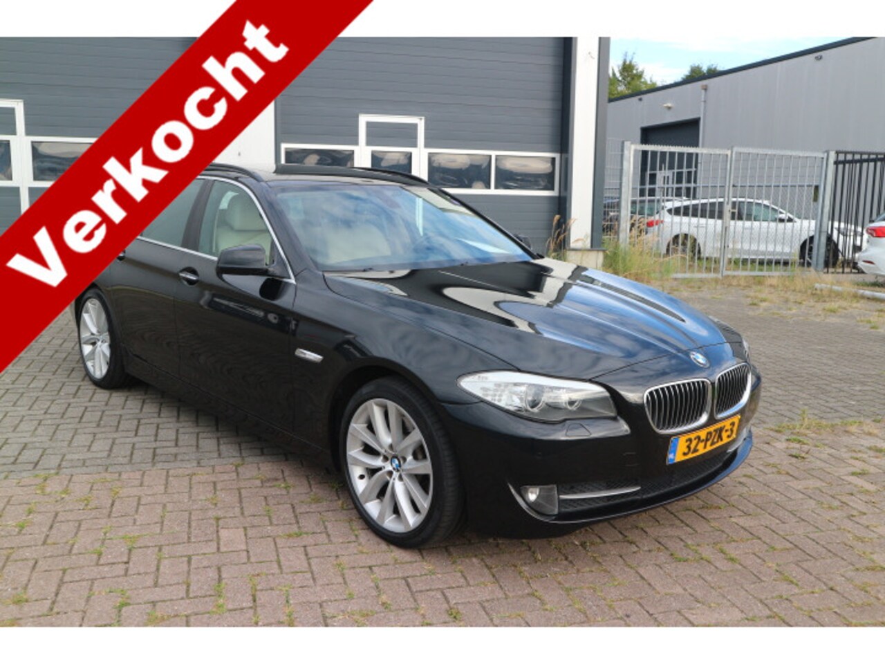 BMW 5-serie Touring - 528i High Executive 528i High Executive - AutoWereld.nl