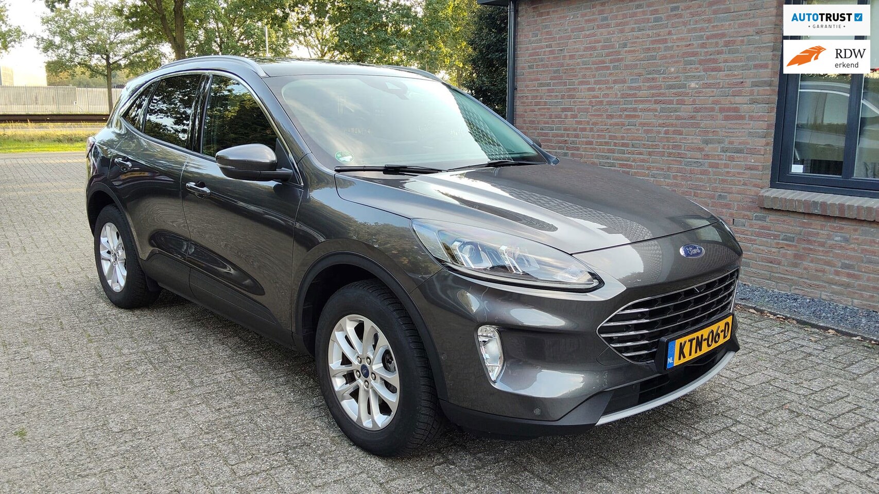 Ford Kuga - 2.5 PHEV Panodak Adaptivecruise Stoelverwarming VA - AutoWereld.nl