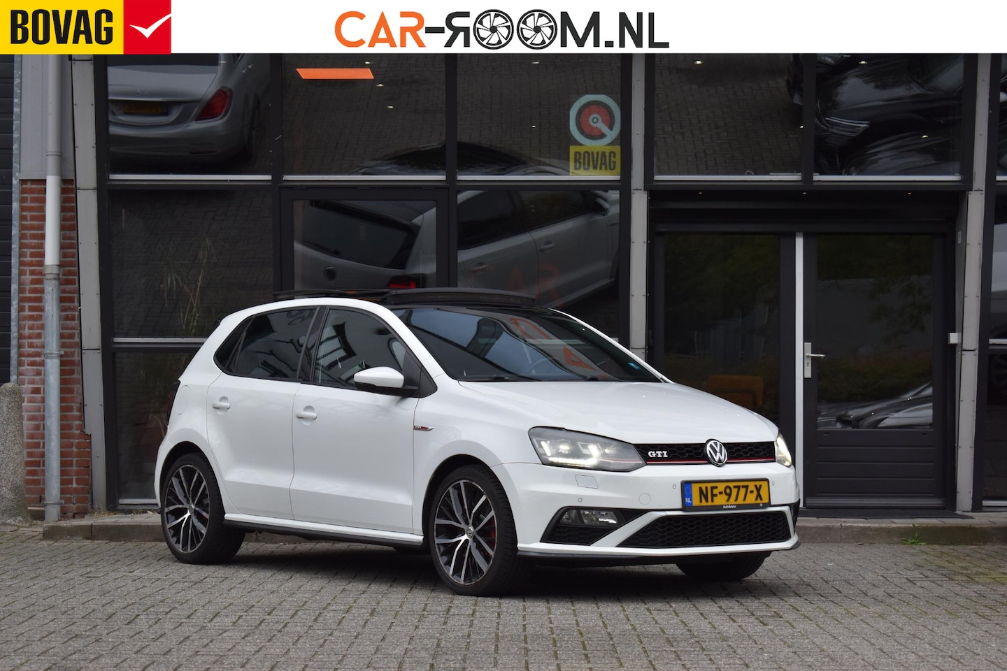 Volkswagen Polo - 1.8 TSI GTI Pano Led Stoelvw Cruise - AutoWereld.nl