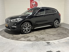 BMW X1 - sDrive20i Orange Edition II, Leder, Cruise, Clima, Navi, NL auto, Prijs incl. nieuwe apk,