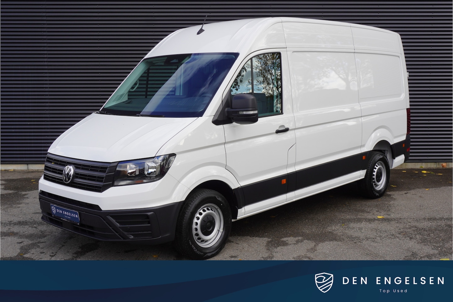 Volkswagen Crafter - 163pk RWD Facelift L3H3/L2H2 3500kg Trekvermogen Apple Carplay Camera Navigatie Parkeersen - AutoWereld.nl