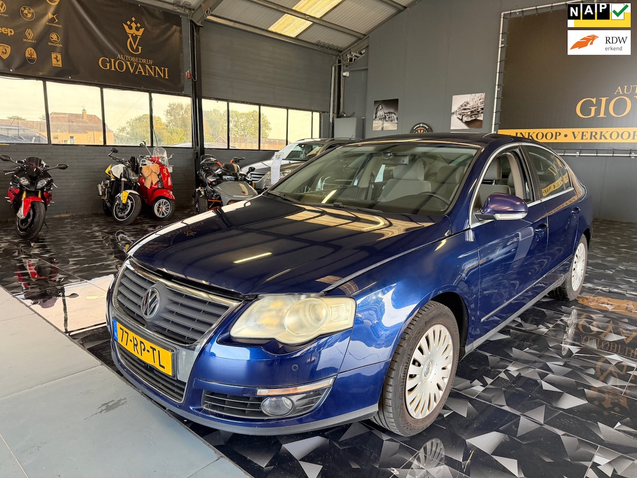 Volkswagen Passat - 1.6 FSI Comfortline inruil mogelijk - AutoWereld.nl