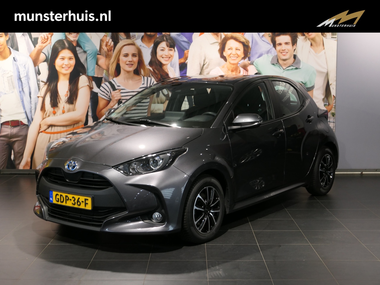 Toyota Yaris - 1.5 Hybrid Comfort | Dealer onderhouden | Camera | Bluetooth | Adaptive cruise - AutoWereld.nl