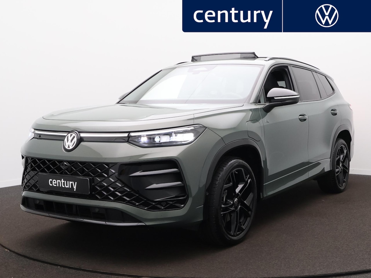 Volkswagen Tayron - 1.5 eHybrid R-Line | Panodak | 360 Camera | Trekhaak | IQ-Light | Head Up | Massage | - AutoWereld.nl