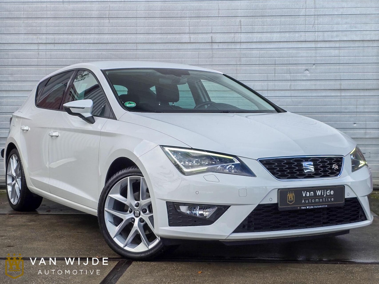SEAT Leon - 1.4 FR AUTOMAAT|CARPLAY|CRUISE|STOELVERWARMING - AutoWereld.nl