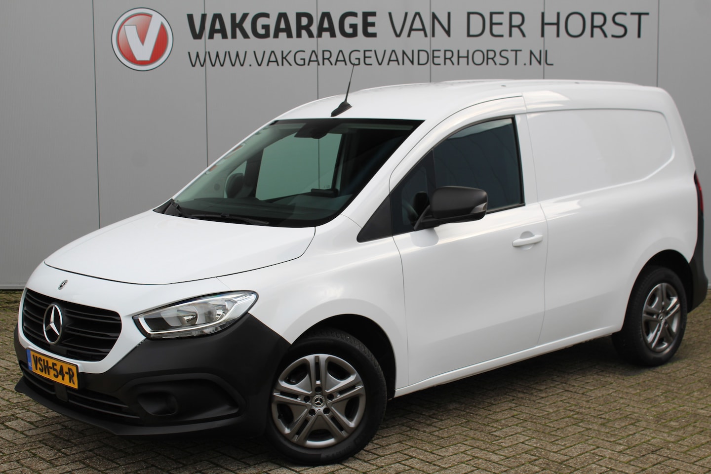 Mercedes-Benz Citan - 110-95pk CDI L1 Pro. Dames en heren ondernemers: zeer nette Mercedes Citan, een praktische - AutoWereld.nl