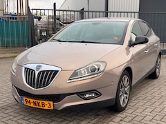 Lancia Delta - 1.4-16V Oro Navi Clima Leer Div Opties