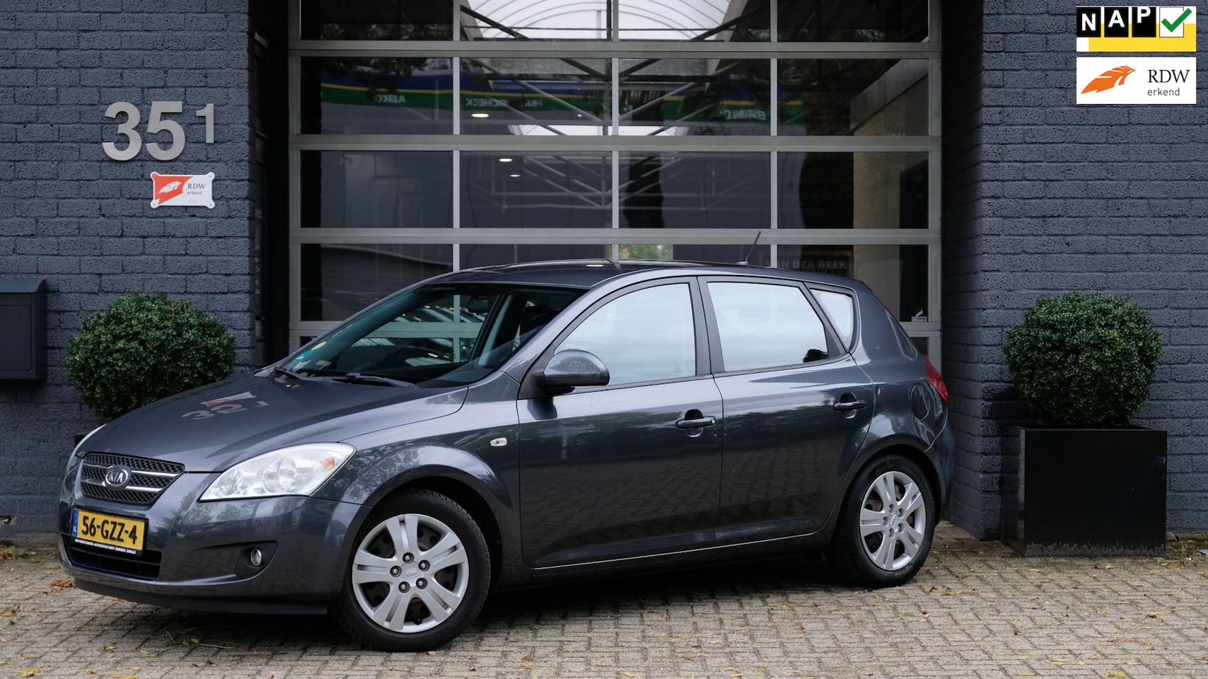 Kia Cee'd - 1.4 X-ecutive Airco Cruise - AutoWereld.nl