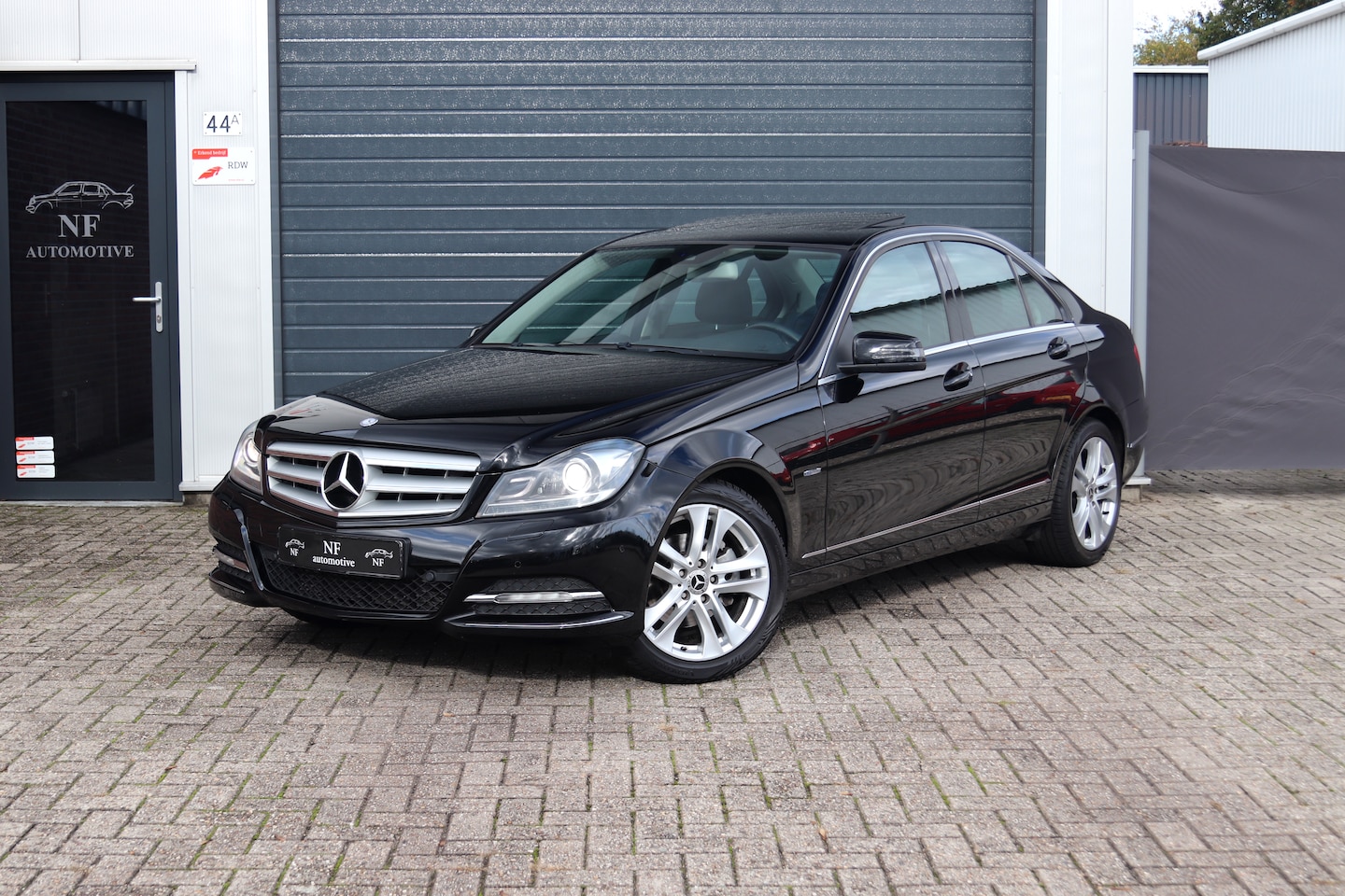 Mercedes-Benz C-klasse - 180 Business Class Avantgarde C180 W204 Avantgarde - Schuifdak Cruise LED - AutoWereld.nl