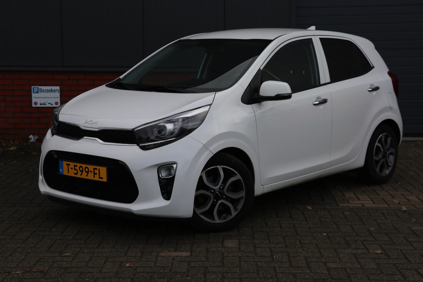 Kia Picanto - 1.0 DPi DynamicPlusLine navi | carplay | cruise control | climate control | NAP | - AutoWereld.nl