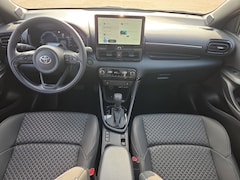 Toyota Yaris - 1.5 Hybrid 130 Executive | Voorraadpremie | Nieuwe auto | Direct uit voorraad leverbaar |