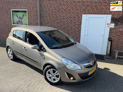 Opel Corsa - 1.4-16V Anniversary Edition NIeuwstaat , Airco, Cruise control, PDC,