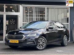 Skoda Octavia Combi - 2.0 TDI CRUISE / LANE / MASSAGE / AUTO