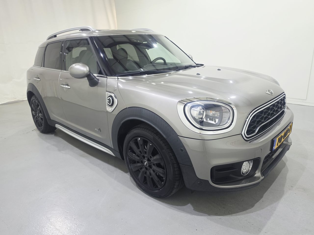 MINI Countryman - COOPER SE ALL4 Chili Aut Pano 100.Kw - AutoWereld.nl
