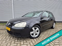 Volkswagen Golf - 1.6 FSI Turijn, airco, LM velgen , Audio Nav , Bluetooth