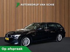 BMW 3-serie Touring - 320e 1e-Eig. & Dealer-Onderh. BOVAG-Garantie. NL-Auto