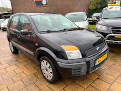 Ford Fusion - 1.4-16V Champion