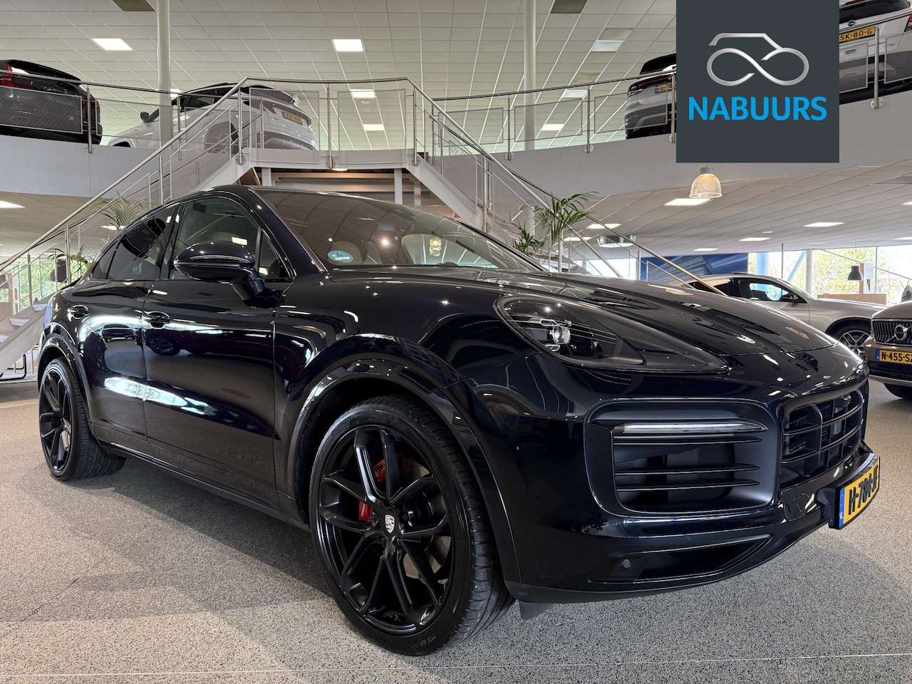 Porsche Cayenne Coupé - 3.0 E-Hybrid 3.0 E-Hybrid, Luchtvering, Trekhaak, Pano, Sportstoelen - AutoWereld.nl